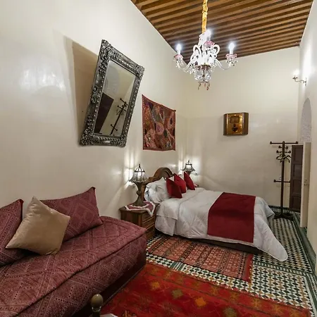 Riad Avec Terrasse Privee Et Piscine Partagee A 300M Fes Exterior photo