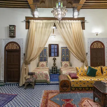 Riad Avec Terrasse Privee Et Piscine Partagee A 300M Fes Exterior photo
