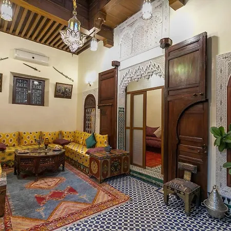 Riad Avec Terrasse Privee Et Piscine Partagee A 300M Fes Exterior photo
