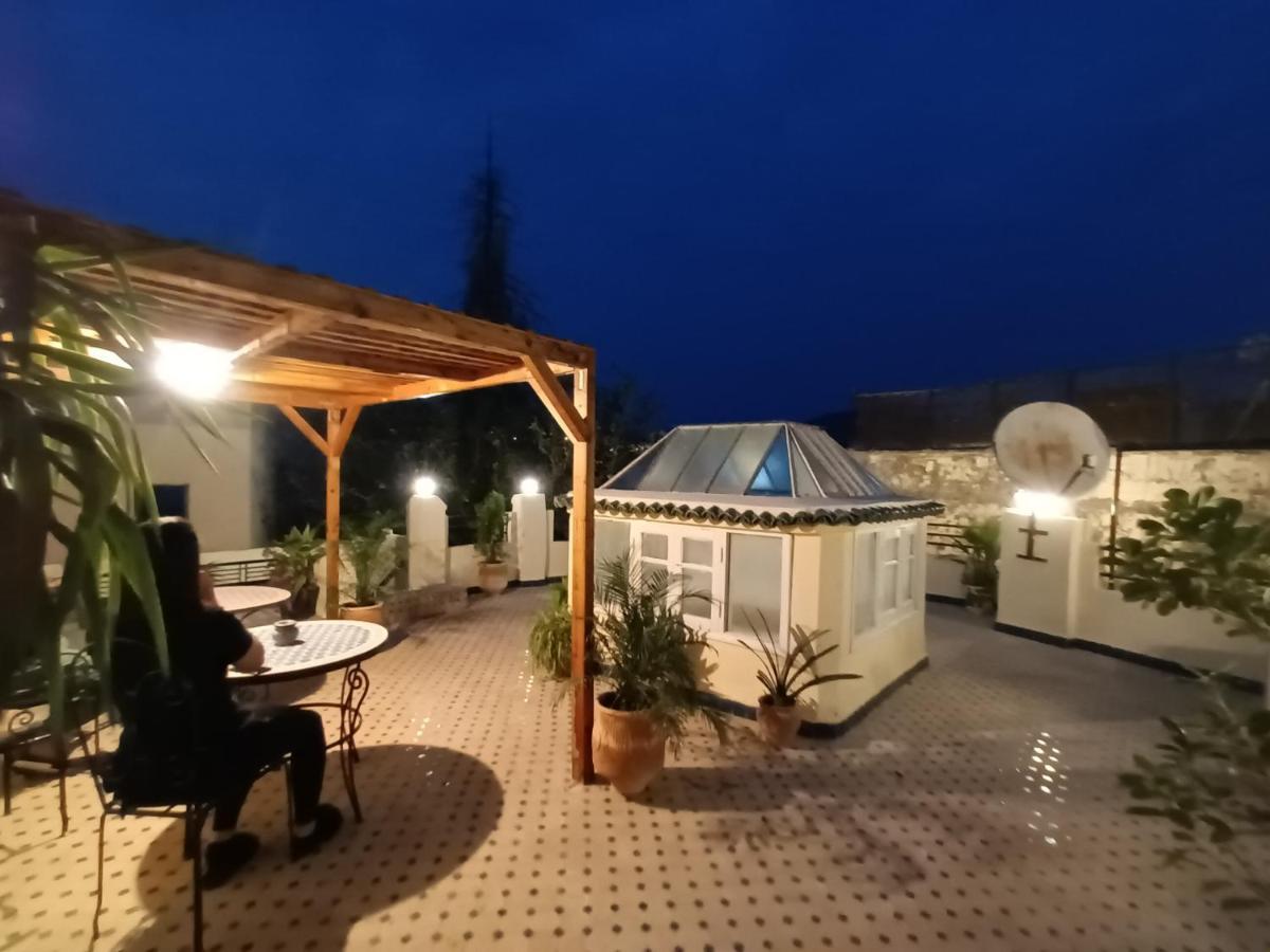 Avec Terrasse Privee Et Piscine Partagee A 300m Apartment