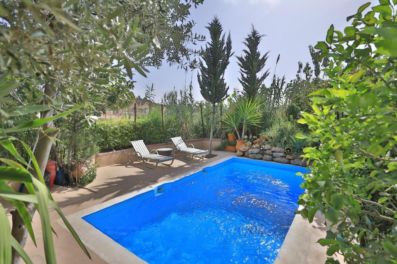 Appartement Avec Terrasse Privee Et Piscine Partagee A 300m *